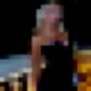 Nawal, 26 ans, connectée à Saint-Germain-des-Prés pour un beurette
