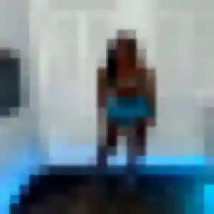 Photo privée de Farah, 36 ans à Saint-Germain-sur-Avre - rencontre coquine