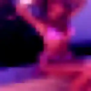 Nabila, femme de 30 ans propose beurette à Saint-Gilles