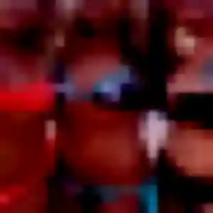 Lina, 37 ans, en ligne à Saint-Hilaire pour une rencontre coquine