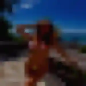 Ahlam, 44 ans, disponible à Saint-Hilaire-des-Landes pour une rencontre coquine
