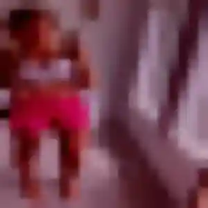 Photo de Maya à Saint-Hilaire-des-Landes (34 ans) - beurette discret