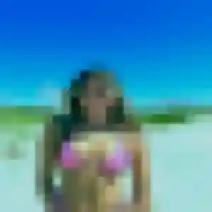 Farida de Saint-Hilaire-du-Maine, 28 ans - beurette discret