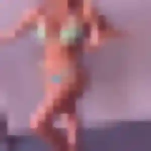 Photo sexy de Lydia, 22 ans à Saint-Hippolyte - rencontre coquine