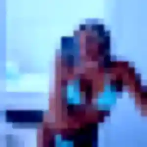 Photo privée de Rajae, 34 ans à Saint-Ismier - rencontre sans lendemain
