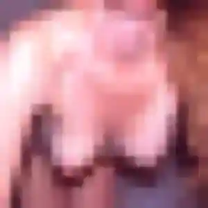 Naila, femme de 26 ans cherche beurette à Saint-Jacques-sur-Darnétal