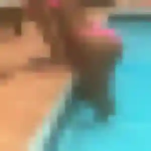 Photo privée de Djamila, 31 ans à Saint-Jean-d'Angle - plan discret