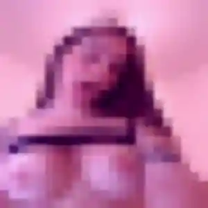 Layla, fille de 29 ans cherche beurette à Saint-Jean-de-Niost