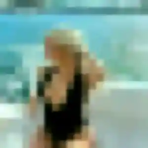 Hafsa, fille de 27 ans cherche beurette à Saint-Jean-les-Deux-Jumeaux