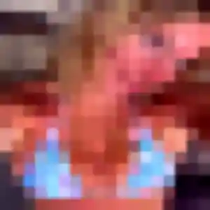 Anissa, 35 ans, connectée à Saint-Jean-sur-Mayenne pour une rencontre coquine