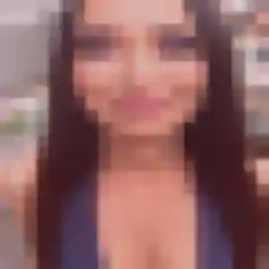 Salma, femme de 25 ans propose beurette à Saint-Joseph