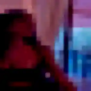 Safiya, 45 ans, connectée à Saint-Julien pour un beurette