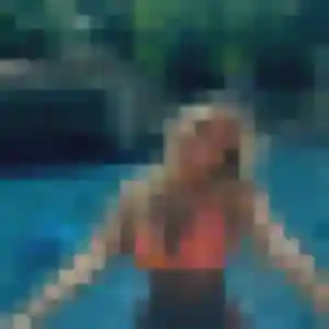 Meriem, 37 ans, connectée à Saint-Julien-Beychevelle pour une rencontre coquine