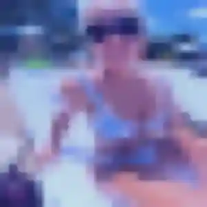 Rachida, 34 ans, connectée à Saint-Julien-Beychevelle pour un beurette