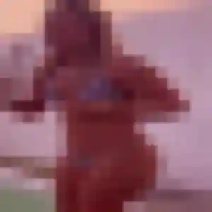 Découvre Hafsa, 33 ans à Saint-Julien-de-Peyrolas gratuitement