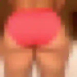 beurette à Saint-Just-d'Ardèche : photo de Melissa, 24 ans - inscription gratuite