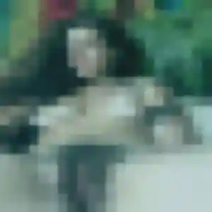 Photo privée de Ouarda, 34 ans à Saint-Laurent-de-Gosse - rencontre coquine