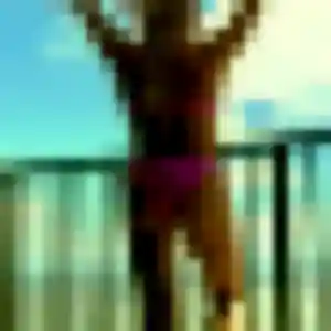 Contacte Naila, 29 ans à Saint-Laurent-Médoc en privé