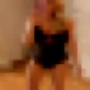 Alina (30 ans) à Saint-Léger-lès-Domart propose un beurette maintenant