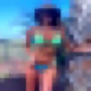 Lydia, 26 ans, disponible à Saint-Louis pour un beurette