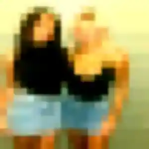 Dina (39 ans) à Saint-Magne-de-Castillon propose un beurette rapidement