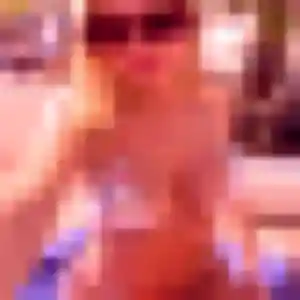 Photo de Siham à Saint-Malô-du-Bois (40 ans) - beurette discret