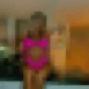 Siham, femme de 30 ans veut beurette à Saint-Mandé