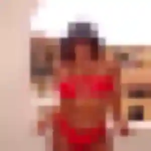 Linda, 45 ans, connectée à Saint-Martin-d'Abbat pour un beurette