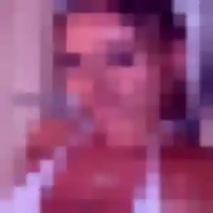 Lydia, femme de 23 ans cherche beurette à Saint-Martin-de-Bréthencourt