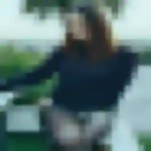 Fouzia, 44 ans, connectée à Saint-Martin-de-Brômes pour une rencontre coquine