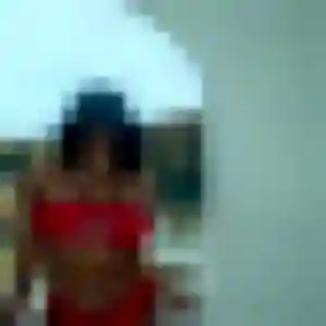 Contacte Leila, 22 ans à Saint-Martin-de-Fraigneau gratuitement