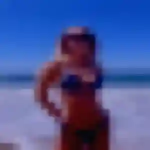 Mounia de Saint-Martin-de-la-Brasque, 25 ans - beurette discret