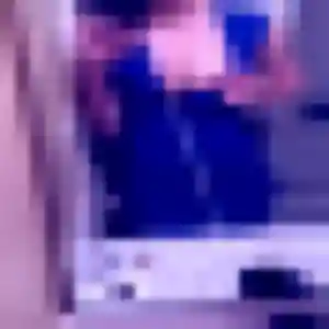 Aicha, 25 ans, connectée à Saint-Martin-de-Valgalgues pour une rencontre coquine