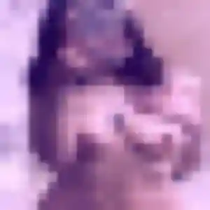 Photo exclusive de Maroua, 26 ans à Saint-Martin-du-Bec - plan discret