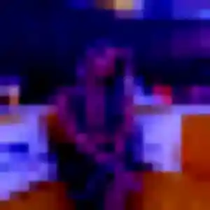 Loubna, 27 ans, en ligne à Saint-Martin-du-Var pour un beurette