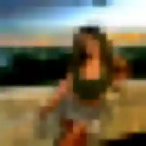 Zahra, 43 ans, connectée à Saint-Martin-la-Pallu pour une rencontre coquine