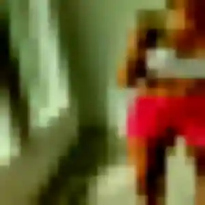 Photo de Leila à Saint-Maximin-la-Sainte-Baume (37 ans) - beurette anonyme