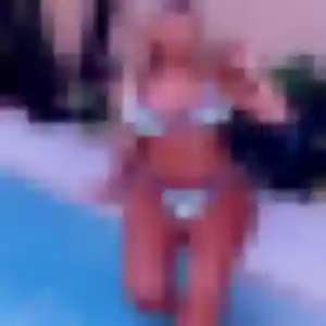 Maissa, 22 ans, veut un beurette à Saint-Nazaire-de-Pézan