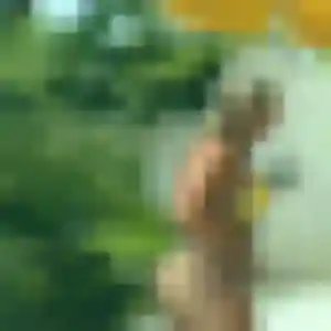 Photo de Emna à Saint-Ouen-l'Aumône (28 ans) - beurette discret