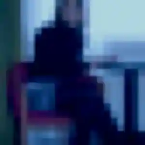 Noura, 29 ans, connectée à Saint-Pierre-de-Mons pour un beurette