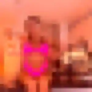 Photo sexy de Maroua, 23 ans à Saint-Pierre-du-Perray - plan discret