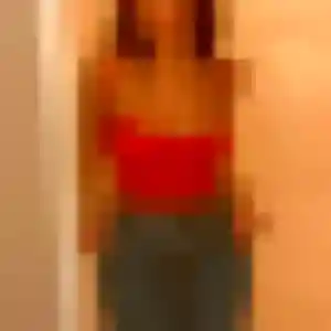 Farida, 27 ans, disponible à Saint-Pol-de-Léon pour un beurette