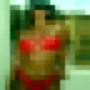 Sexy Meriem, 33 ans à Saint-Priest-Bramefant - la contacter
