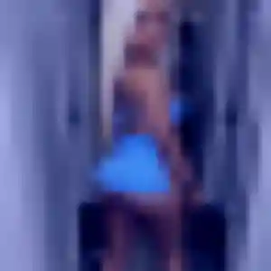 Charmante Salma, 22 ans à Saint-Priest-Taurion - découvrir son profil
