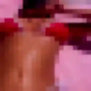 Syrine, 25 ans, en ligne à Saint-Quentin pour un beurette