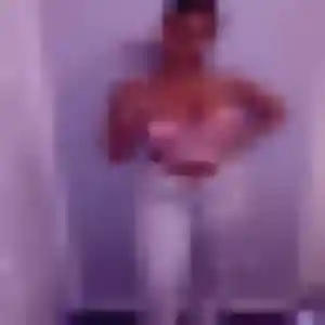 Iman, 36 ans, connectée à Saint-Rémy pour une rencontre coquine