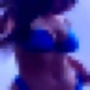 beurette à Saint-Rémy : photo de Sirine, 45 ans - accès libre