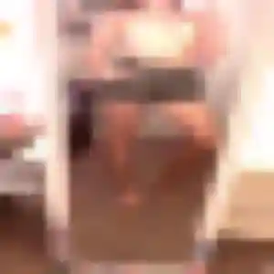 Dounia de Saint-Sauveur-en-Puisaye, 23 ans - beurette discret