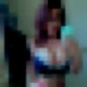 Contacte Ihsane, 26 ans à Saint-Selve en privé