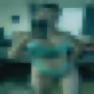 Amel, 43 ans, cherche un beurette à Saint-Sornin-Lavolps